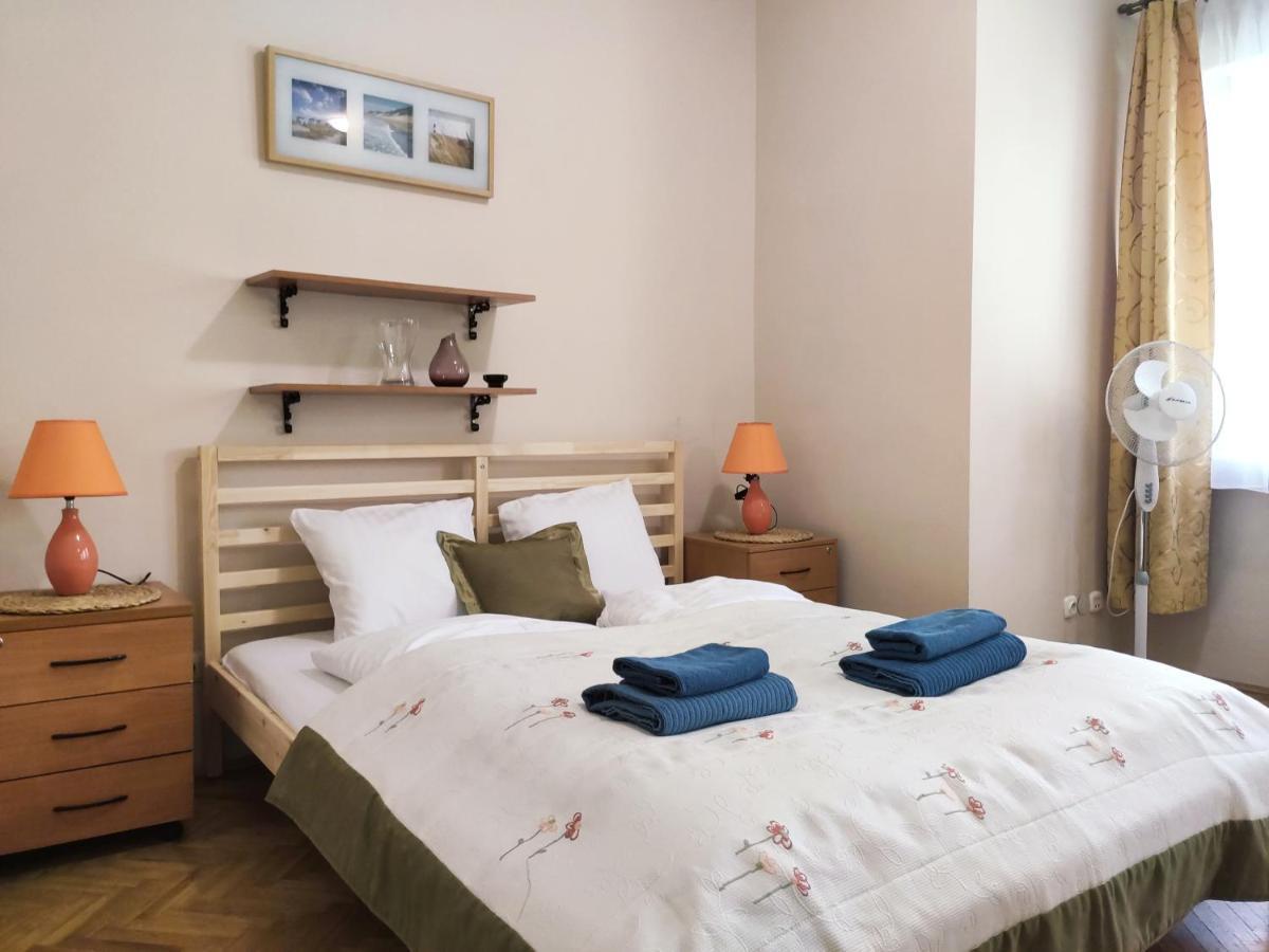 Plac Nowy 8A By Homeprime Krasków Eksteriør bilde