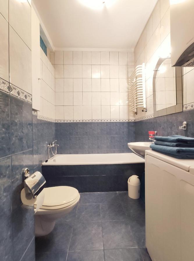 Plac Nowy 8A By Homeprime Krasków Eksteriør bilde