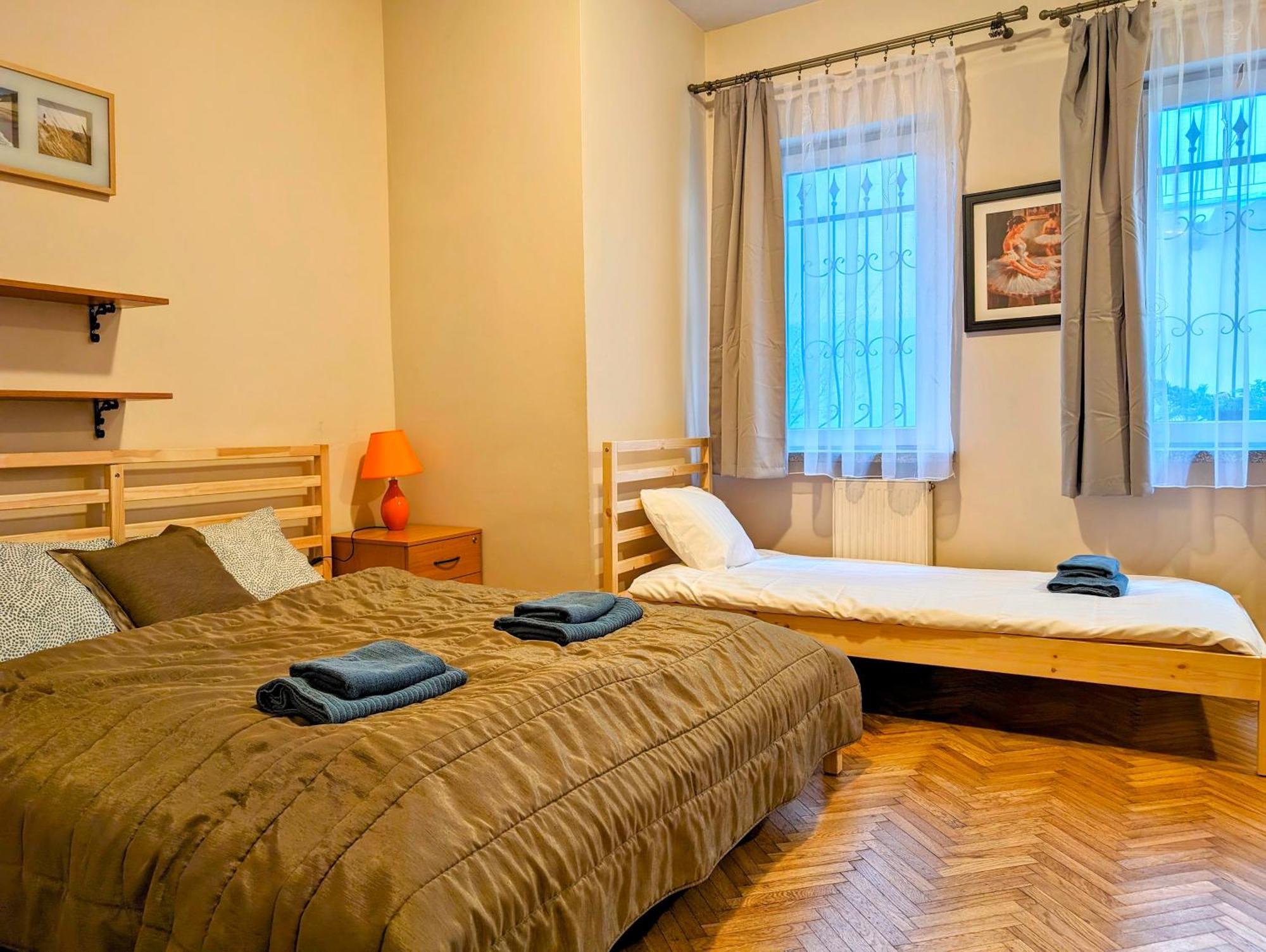 Plac Nowy 8A By Homeprime Krasków Eksteriør bilde