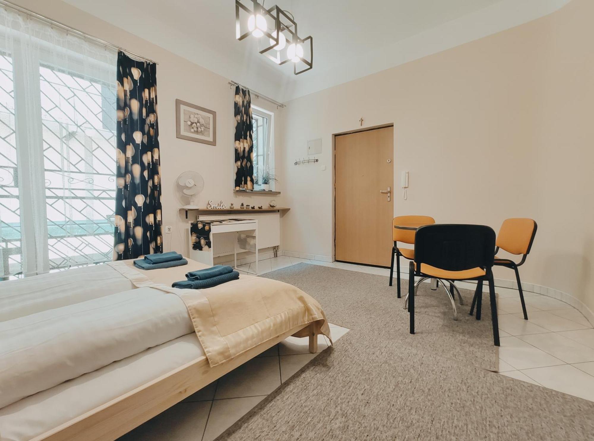 Plac Nowy 8A By Homeprime Krasków Eksteriør bilde